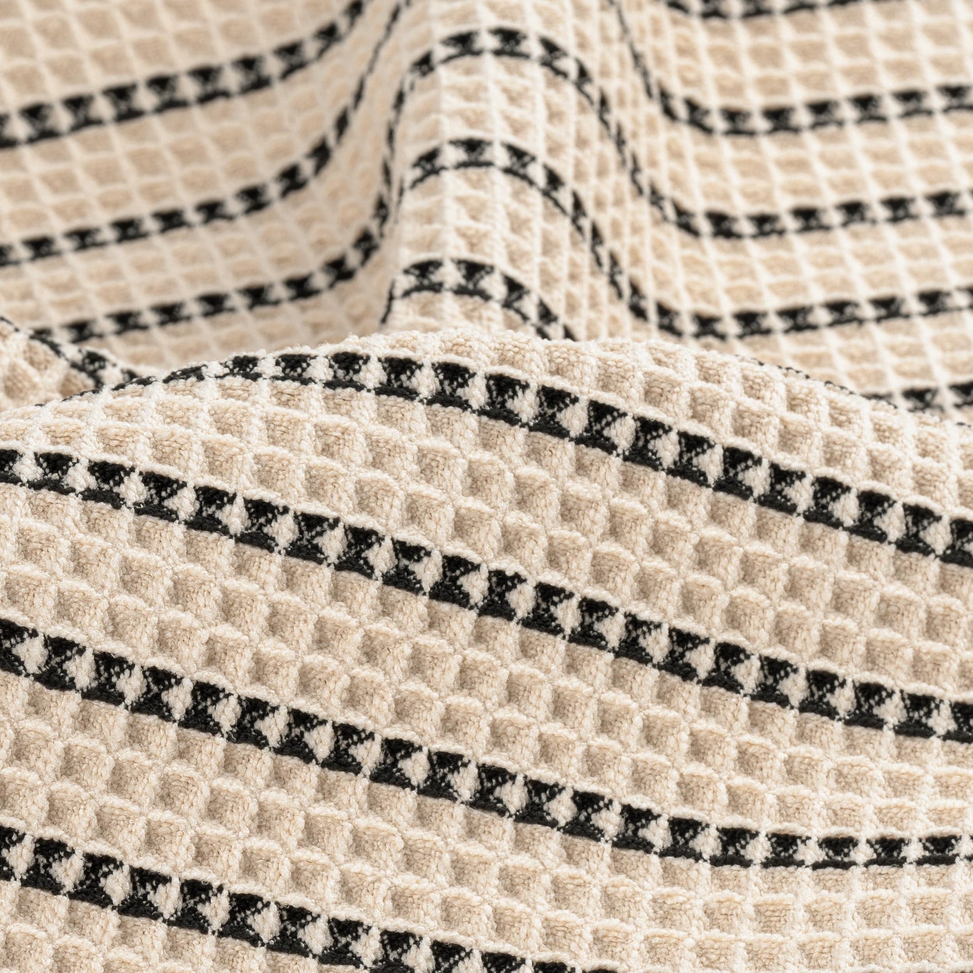 430 GSM Poly Blend Microfiber Quick Dry Waffle Bath Towel (4 Count)