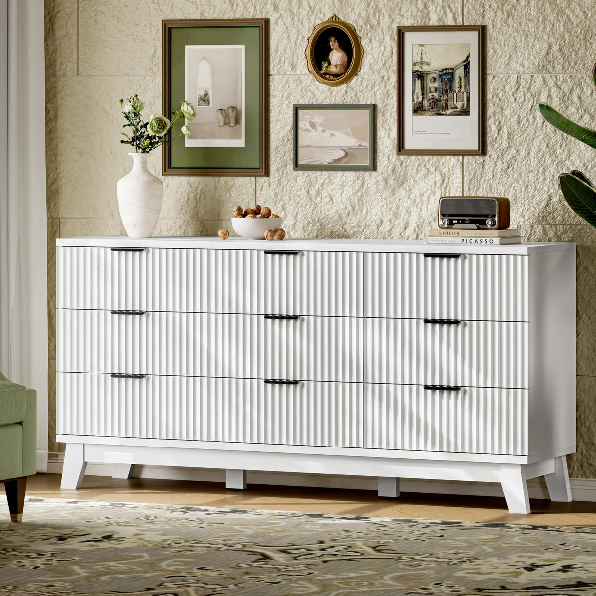 Fluted Dresser with 9 Drawers