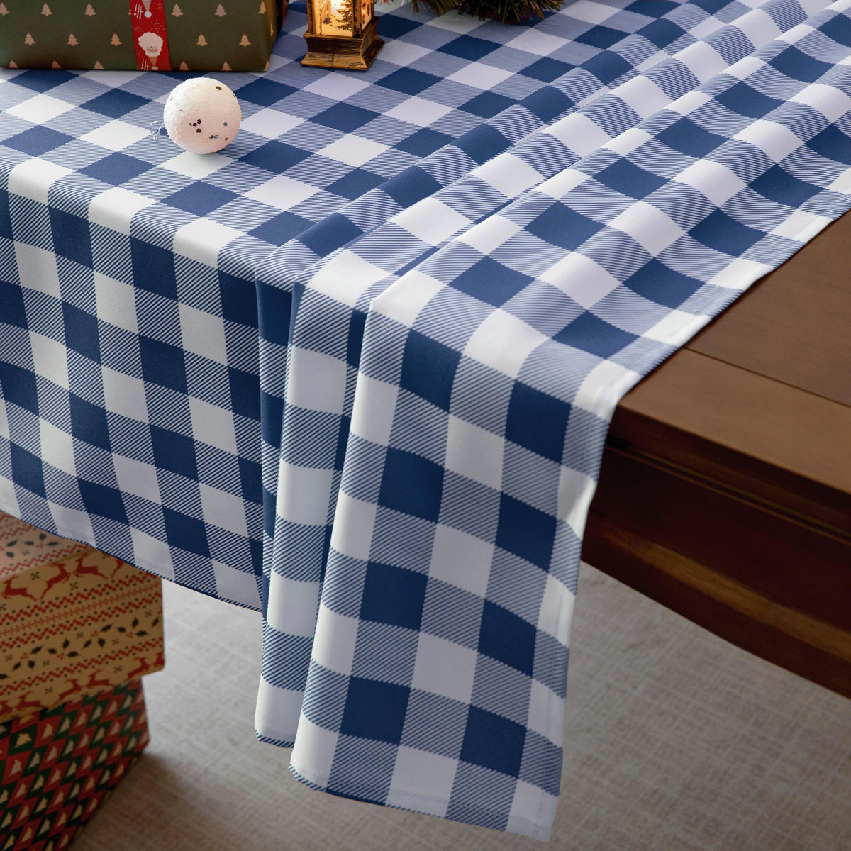 Classic Gingham Tablecloth Fabric