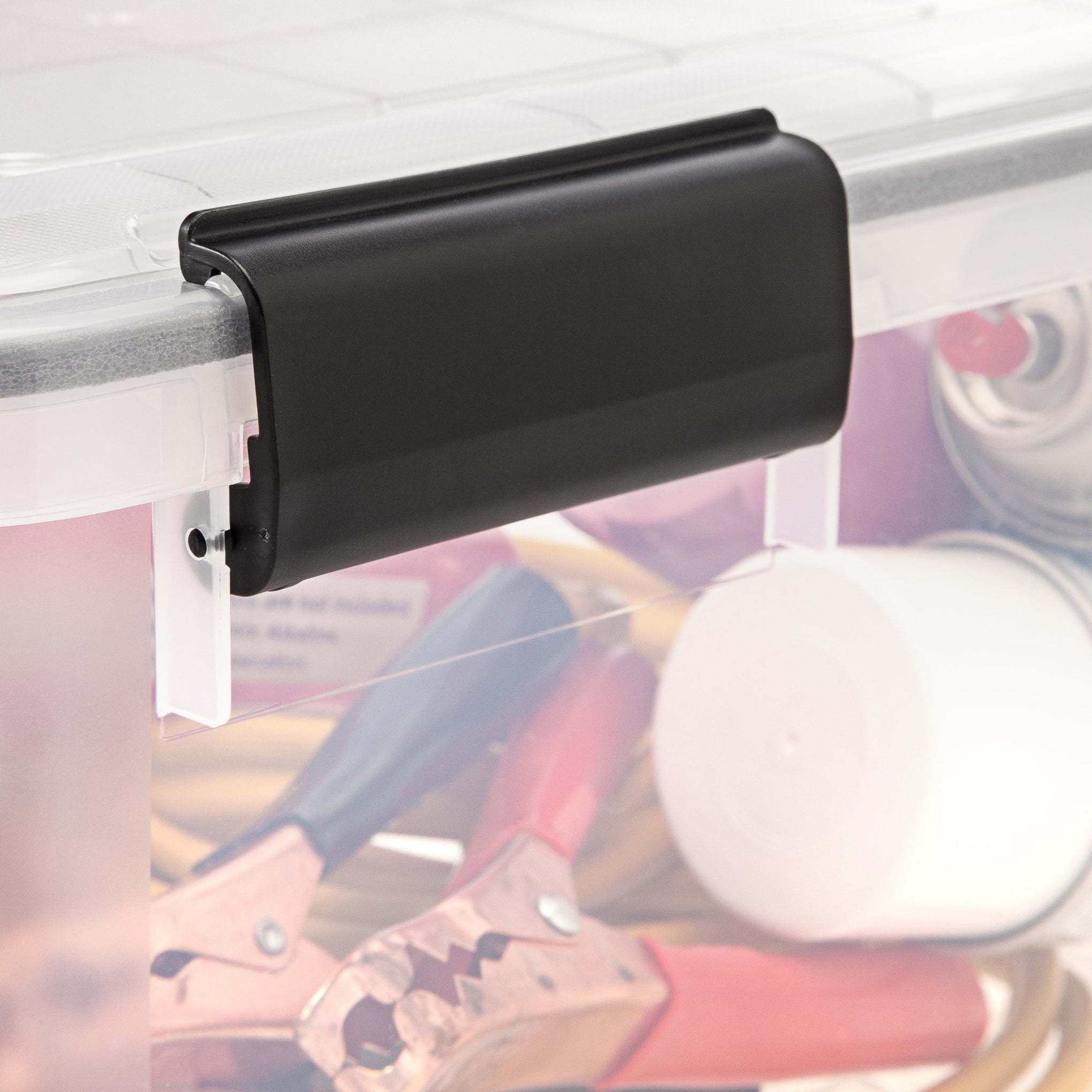 19 Quart WeatherPro Storage Box