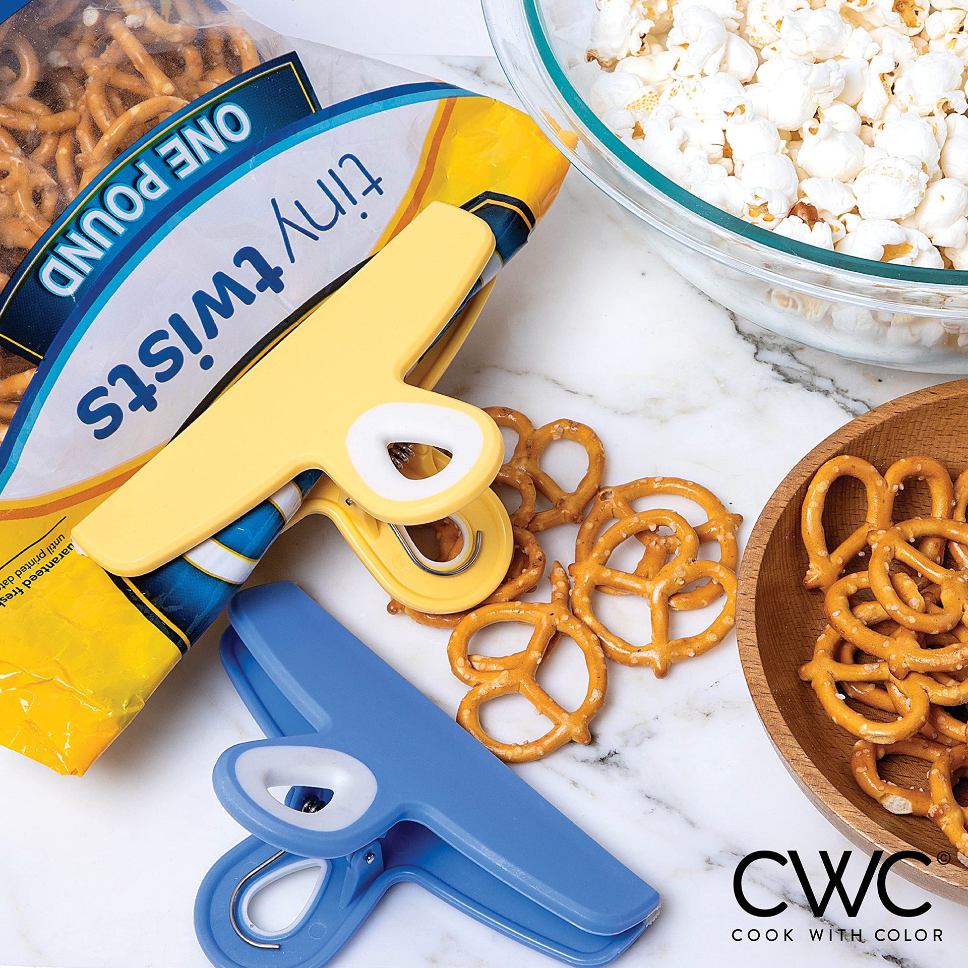 Bag Clips Heavy Duty Chip Clip and Refrigerator Magnet Clips for Food Storage with Air Tight Seal Grip (4 Count)