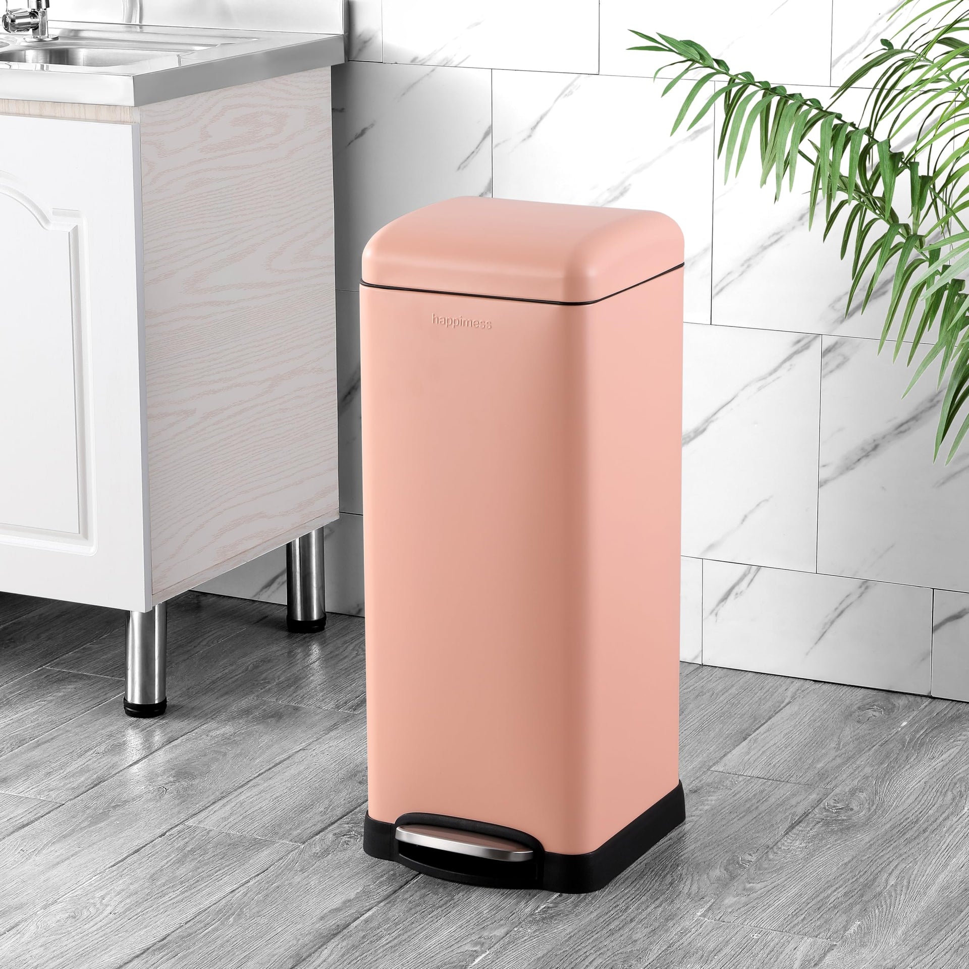 Betty 8 Gal Step Trash Can Soft