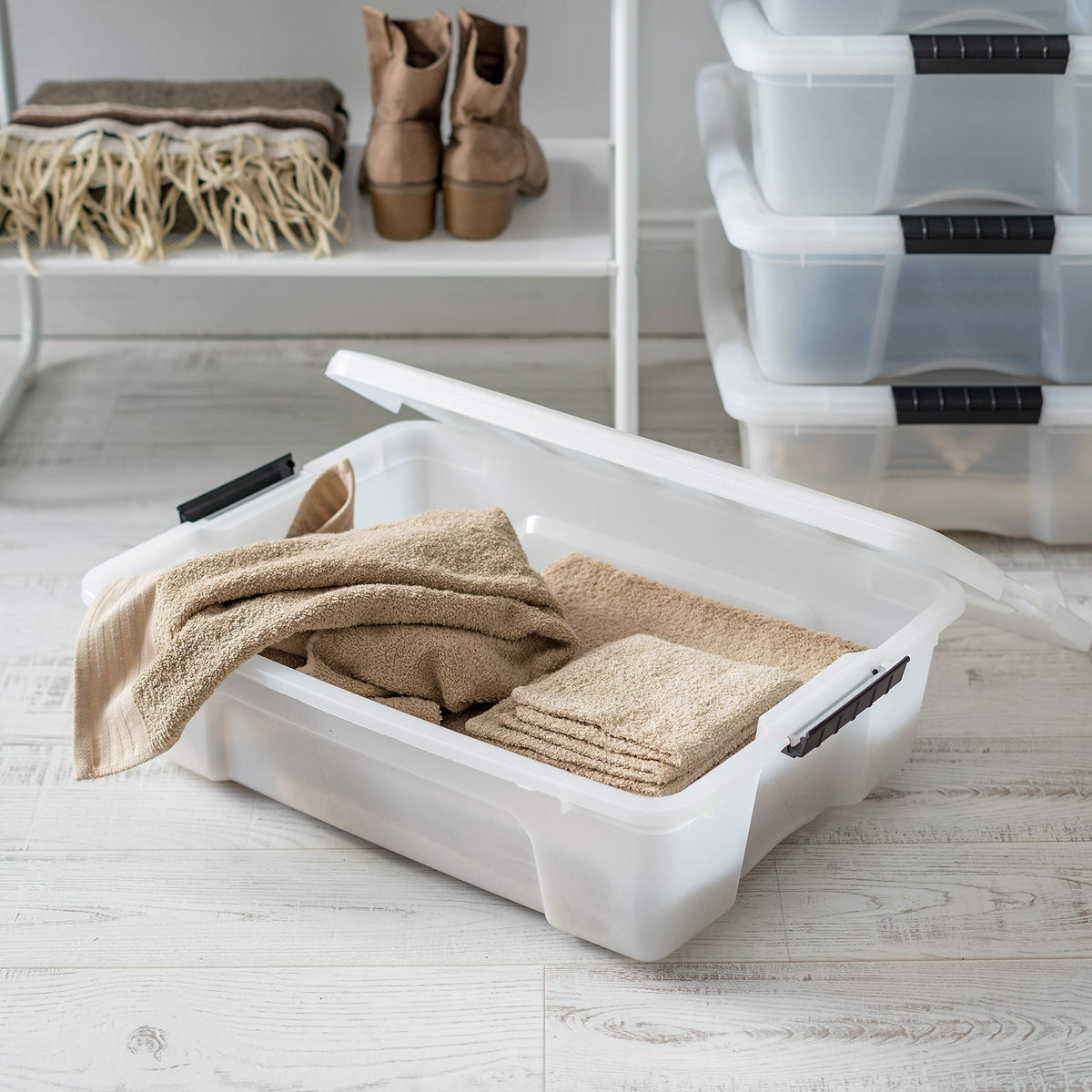 6 Pack 27 Quart Storage Bins with Lids (6 Count)