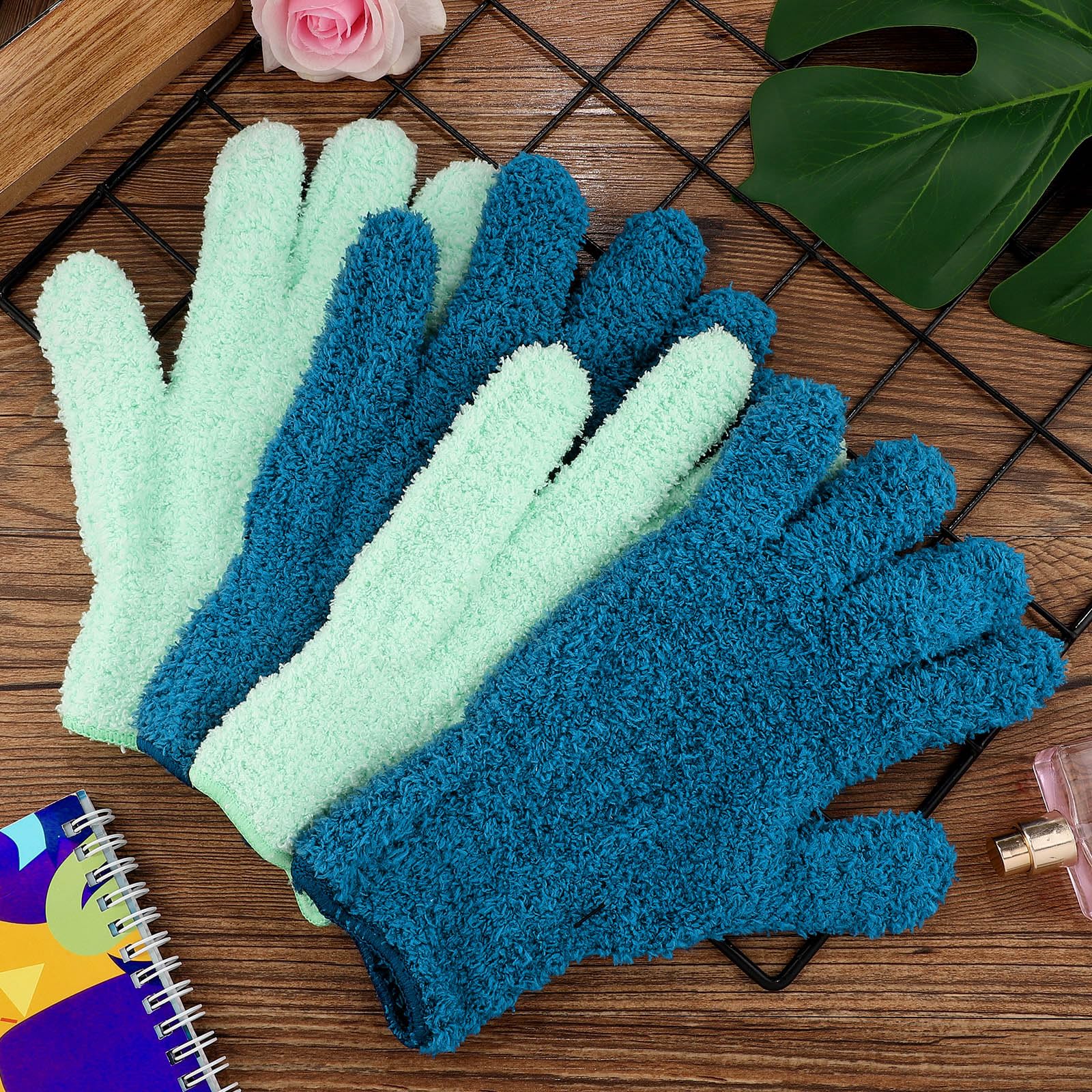 2 Pairs Microfiber Gloves for Plants (2 Count)