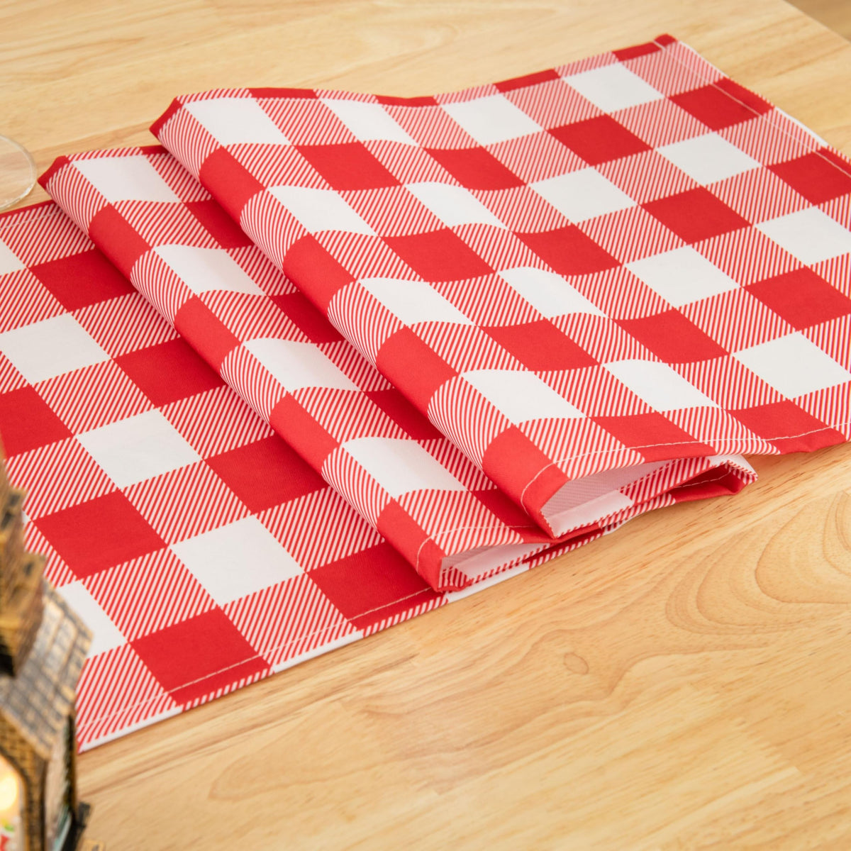 Waterproof Checkered Tablecloth Runner Fabric
