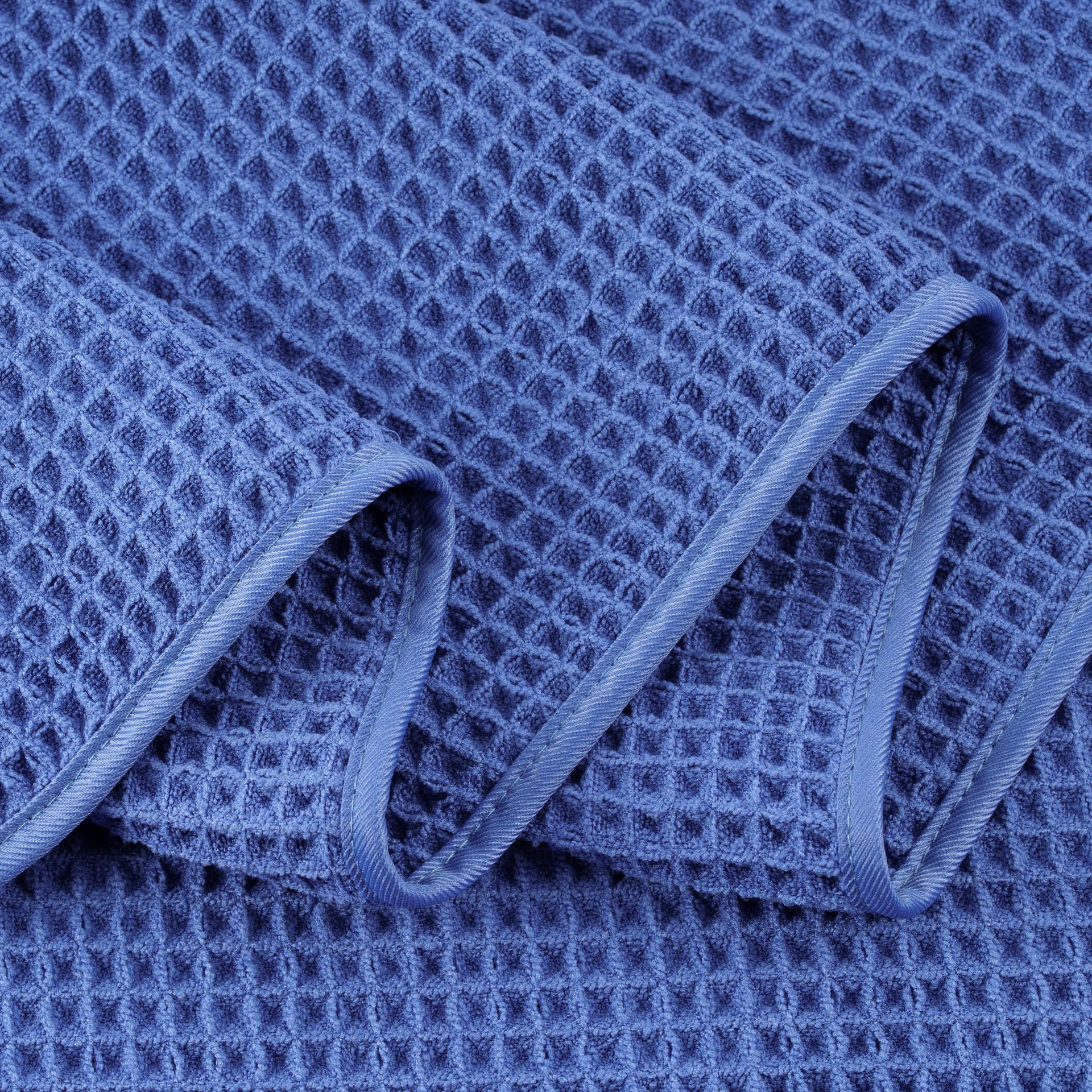 430 GSM Poly Blend Microfiber Quick Dry Waffle Bath Towel (4 Count)