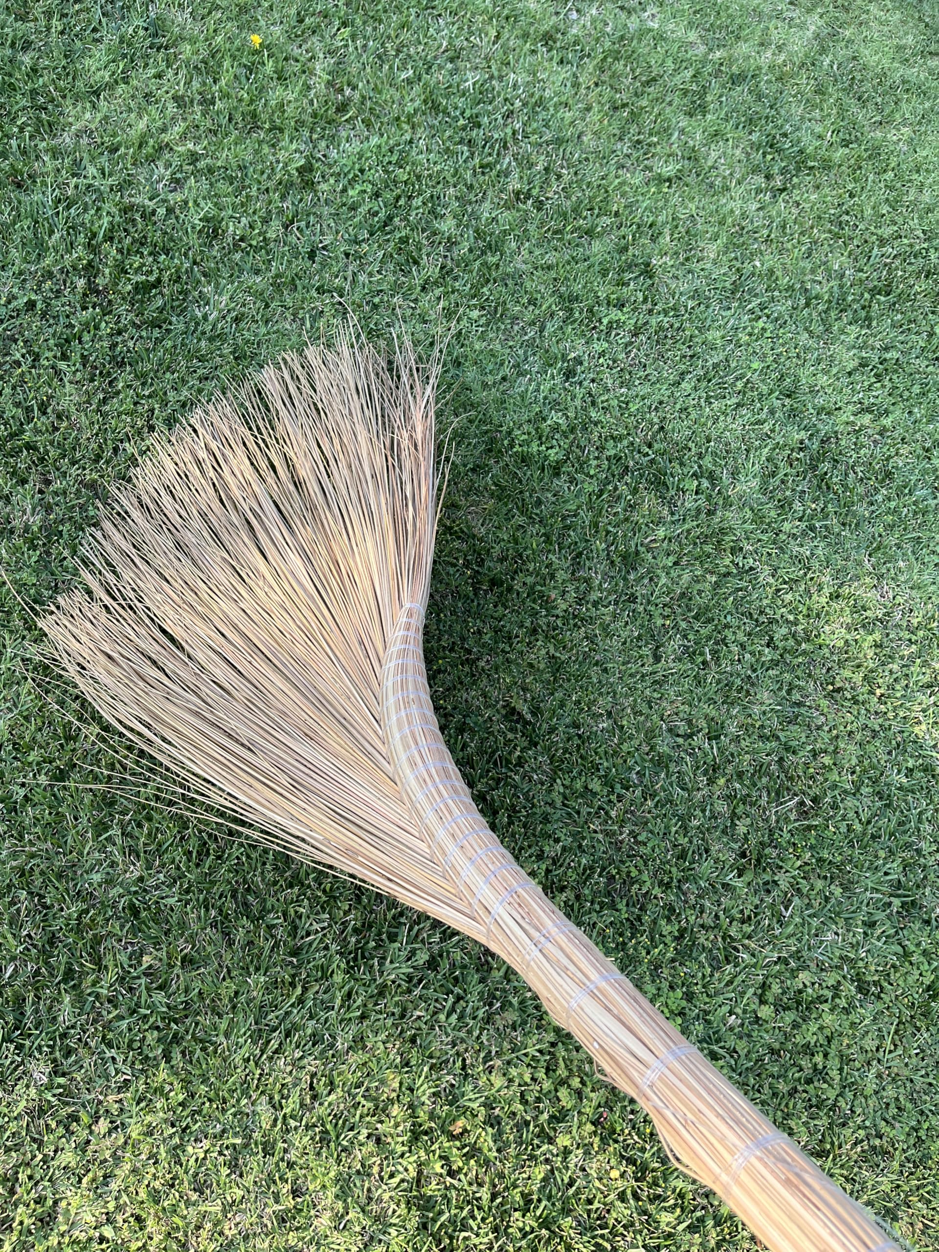 Vietnamese Natural Straw Broom